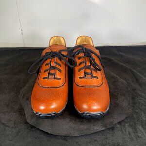 WesTees Womens' Size 8 Glamour Golf Shoe "Greta", Previously Owned, Great Shape!